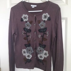 Vintage look, long sleeve cardigan